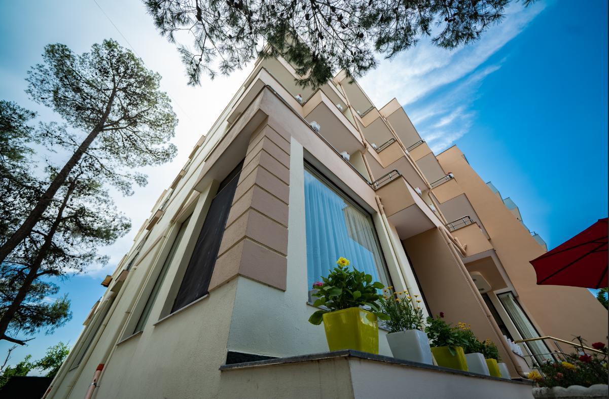 Hotel Villa Aljor Golem  Exterior foto